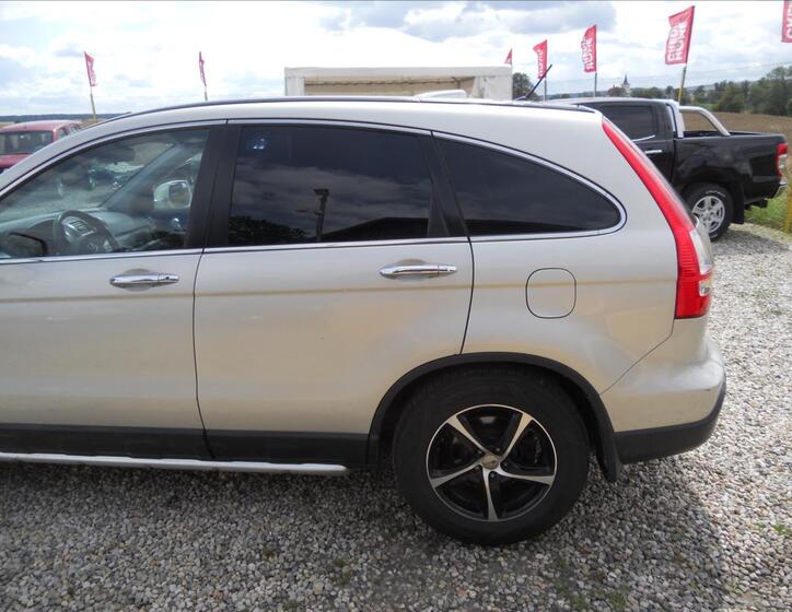 Honda CR-V 9