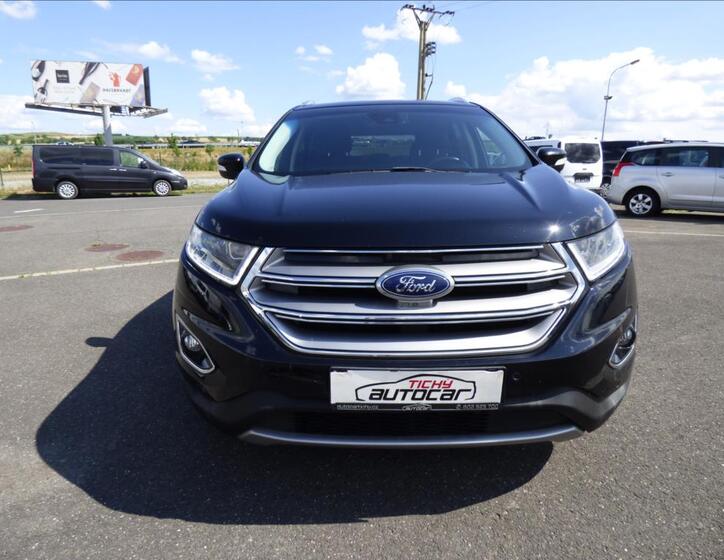 Ford Edge 8