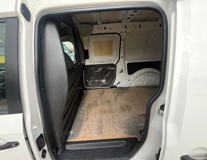 Volkswagen Caddy 13