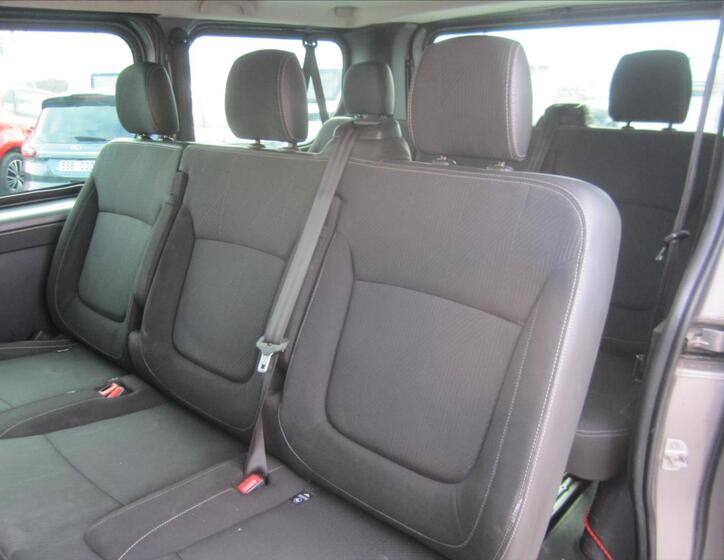 Renault Trafic 28
