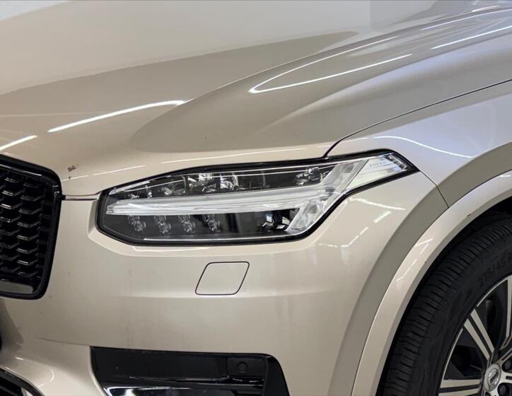 Volvo XC90 5
