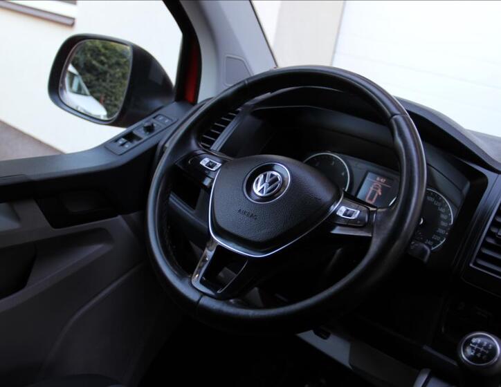Volkswagen Transporter 18