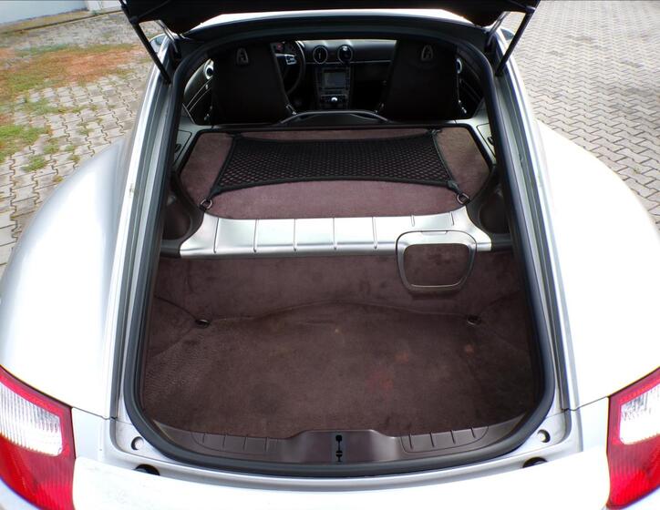Porsche Cayman 18