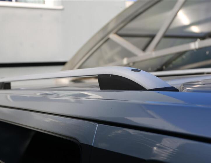 Ford Tourneo Custom 6