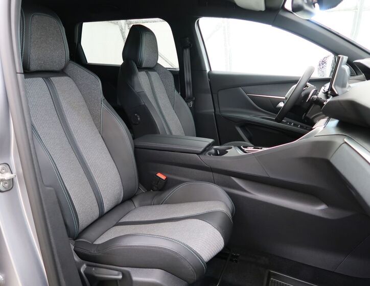 Peugeot 5008 22