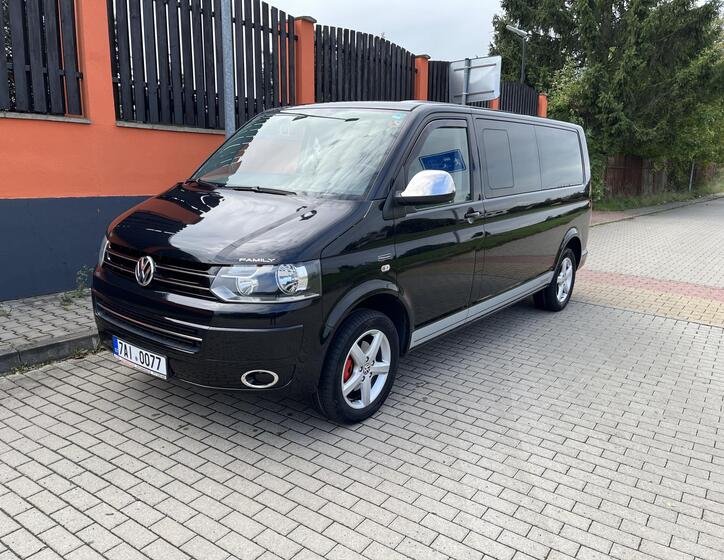 Volkswagen Caravelle 1