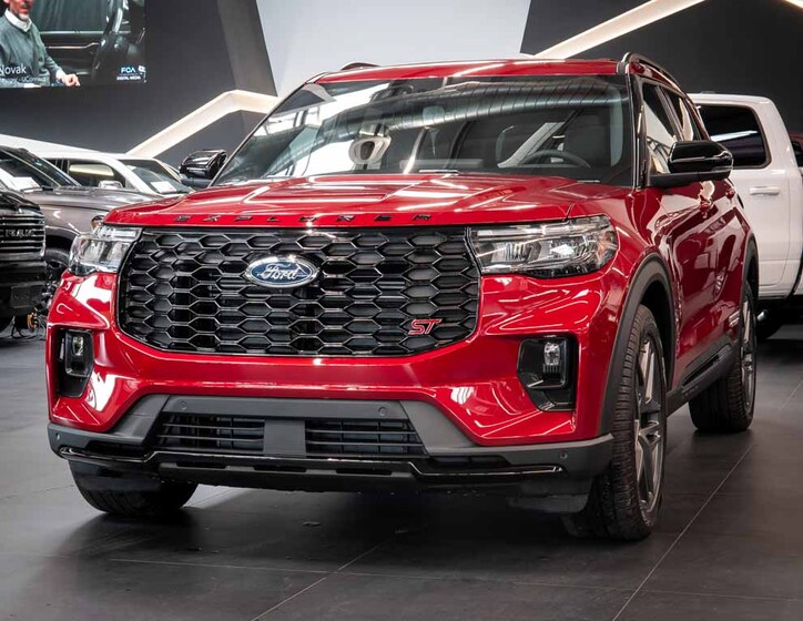 Ford Explorer 1