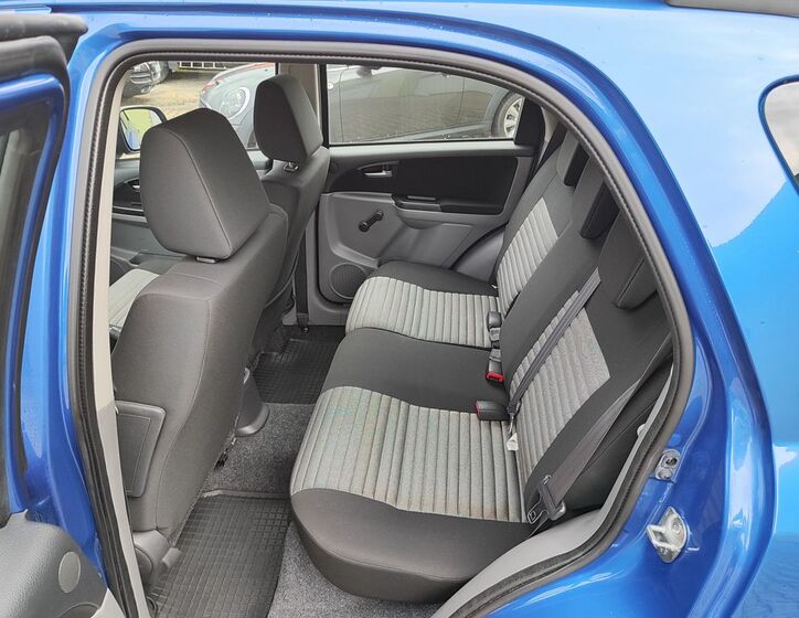 Suzuki SX4 10