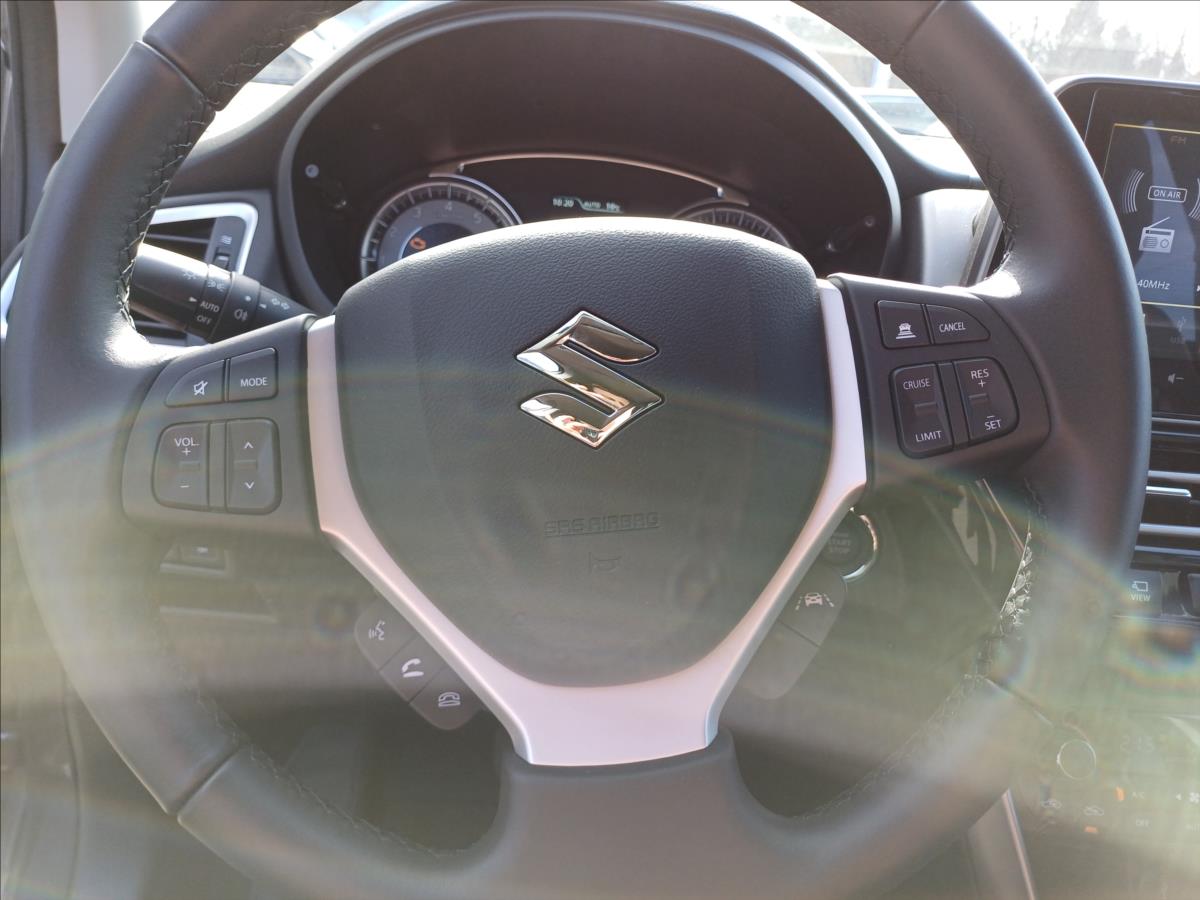 Suzuki S-Cross