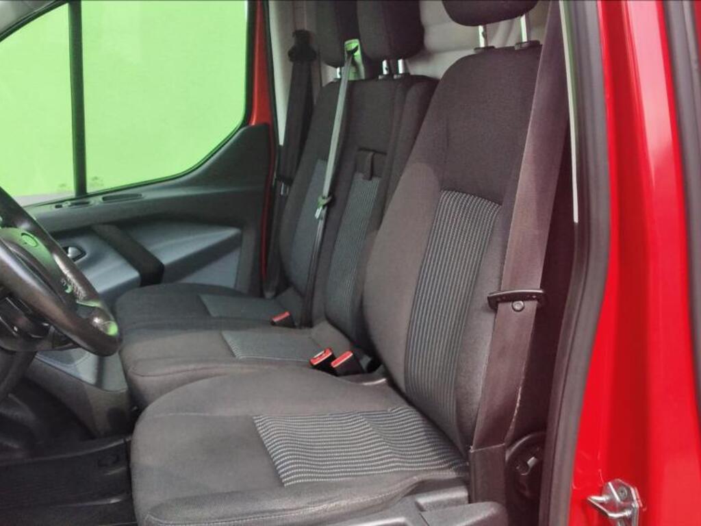 Ford Transit Custom 12