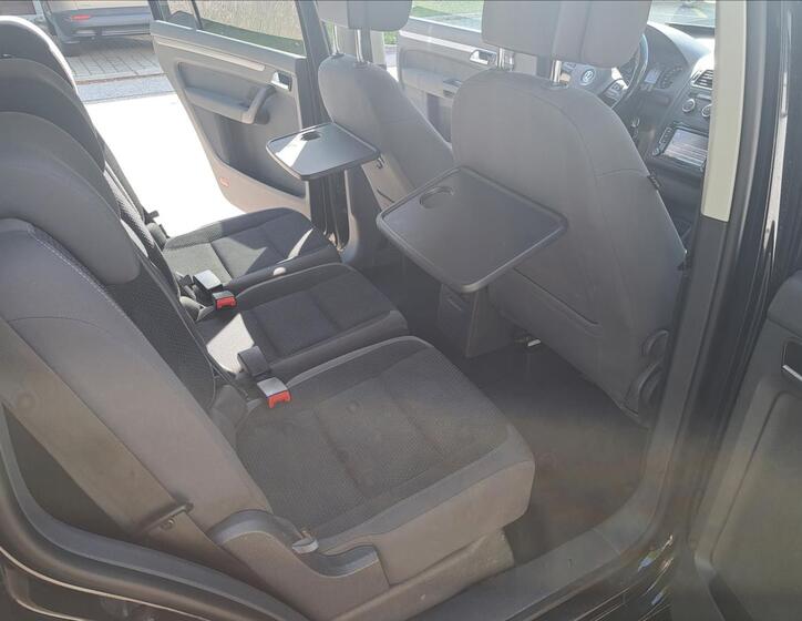 Volkswagen Touran 38