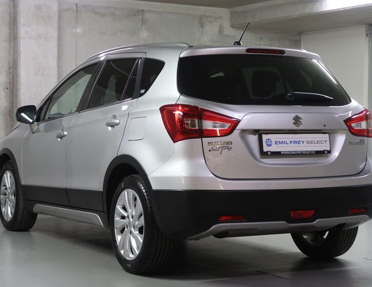 Suzuki SX4 7