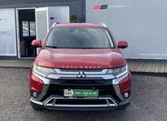 Mitsubishi Outlander 2