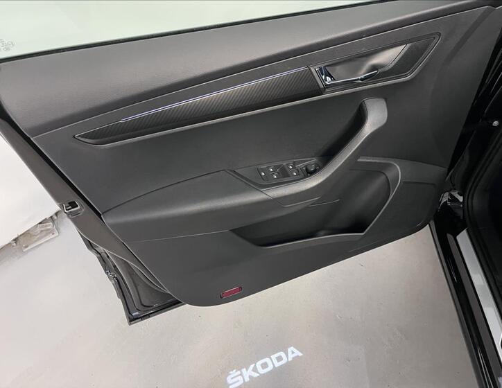 Škoda Karoq 23