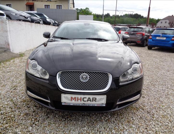 Jaguar XF 2
