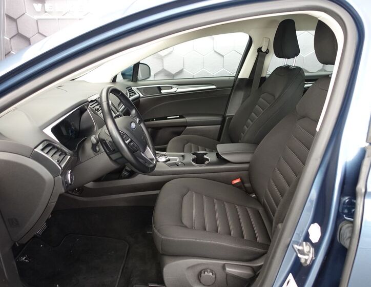 Ford Mondeo 23