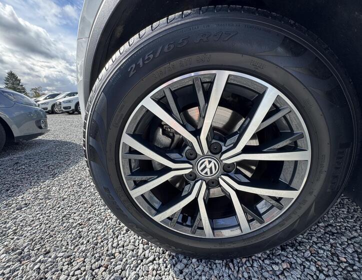 Volkswagen Tiguan 17