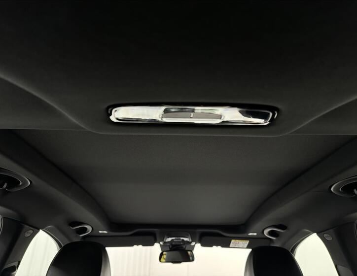 Alfa Romeo Stelvio 44