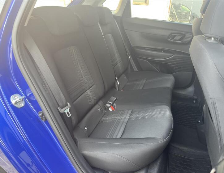 Hyundai i20 20