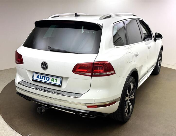 Volkswagen Touareg 4