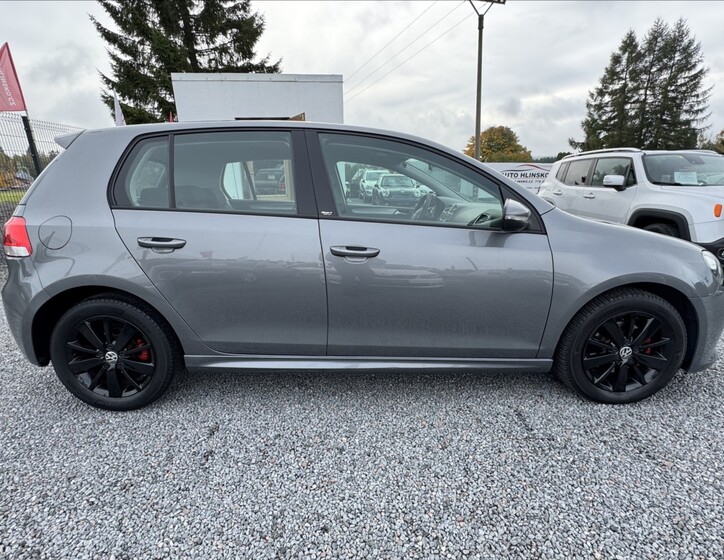 Volkswagen Golf 8
