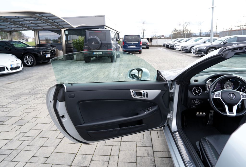 Mercedes-Benz SLK