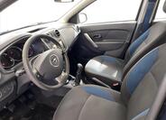 Dacia Logan 5