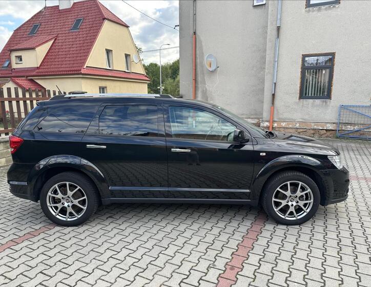 Fiat Freemont 2