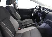 Toyota Auris 12