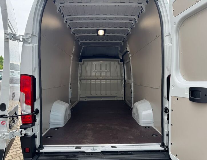 Toyota Proace Max 12