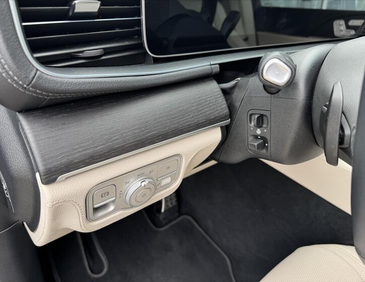 Mercedes-Benz GLS 7