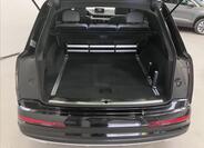 Audi Q7 28
