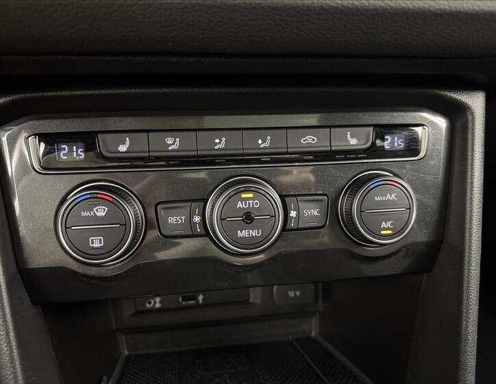 Volkswagen Tiguan 24