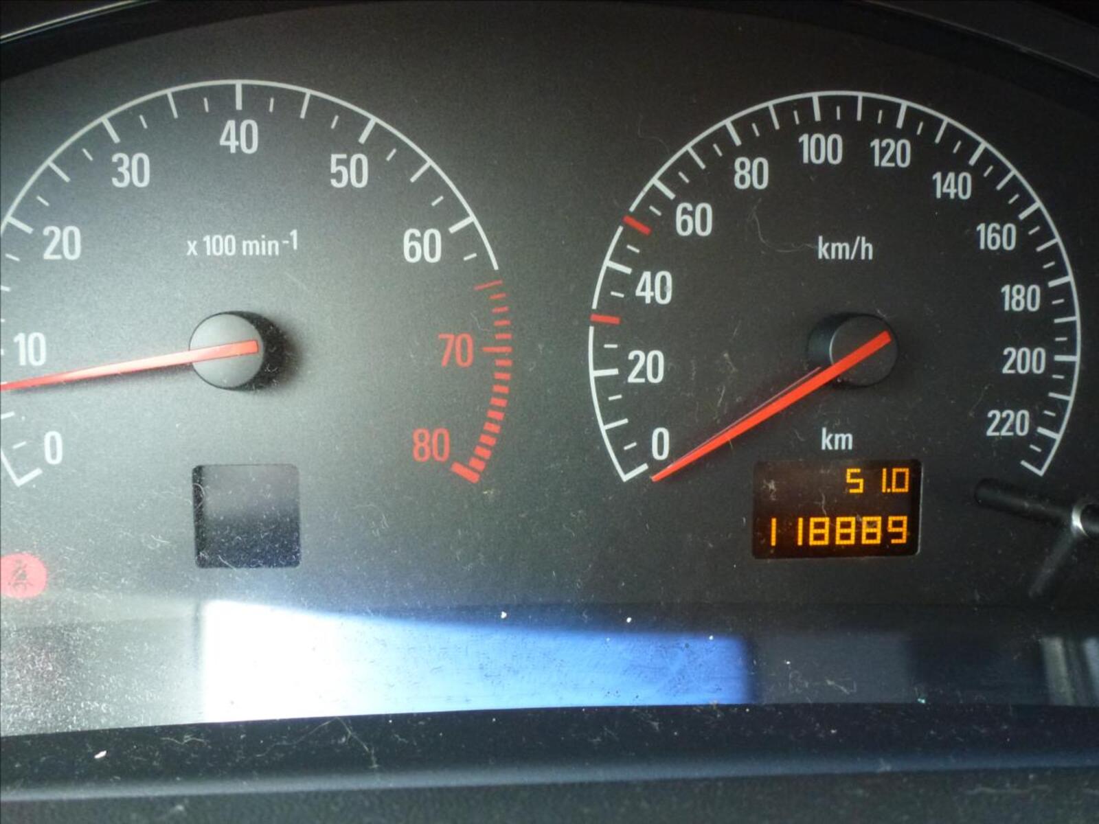 Opel Vectra 32