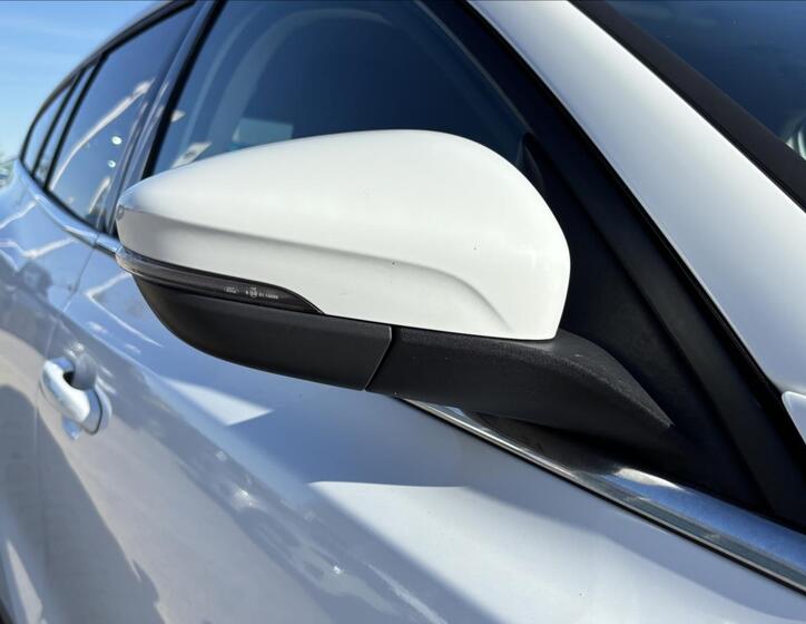 Ford Focus 10