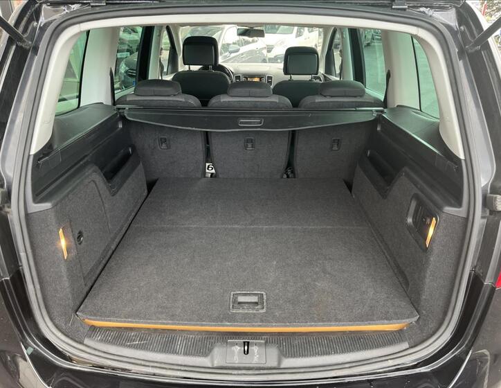 Volkswagen Sharan 19