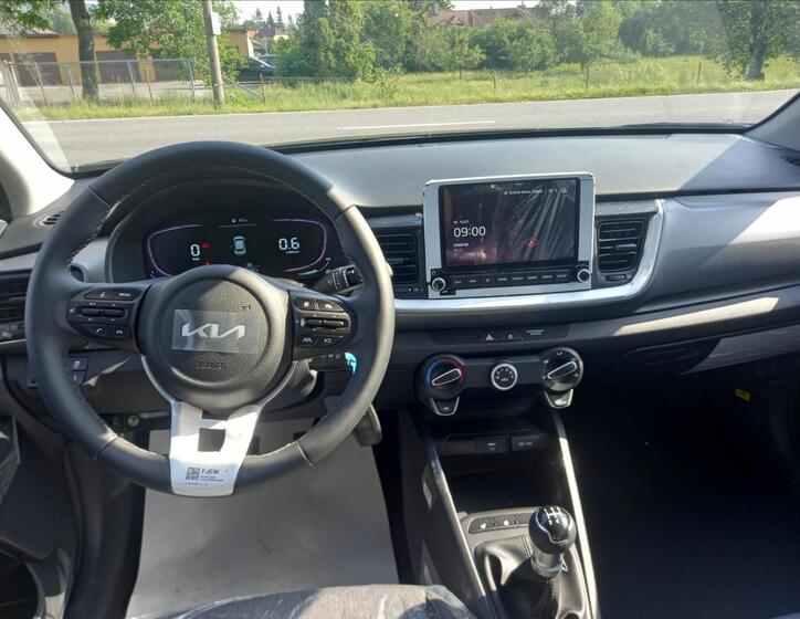 KIA Stonic 8