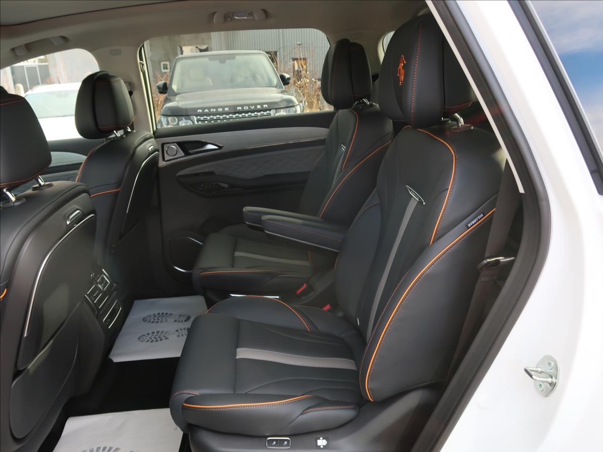 Dongfeng U-Tour