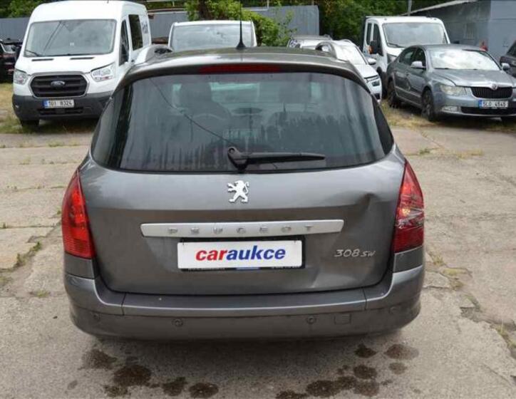 Peugeot 308 5