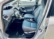 Toyota Verso 10