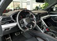 Lamborghini Urus 5