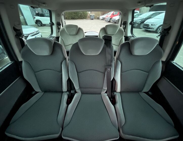 Peugeot 807 7