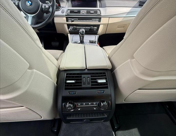BMW Řada 5 25