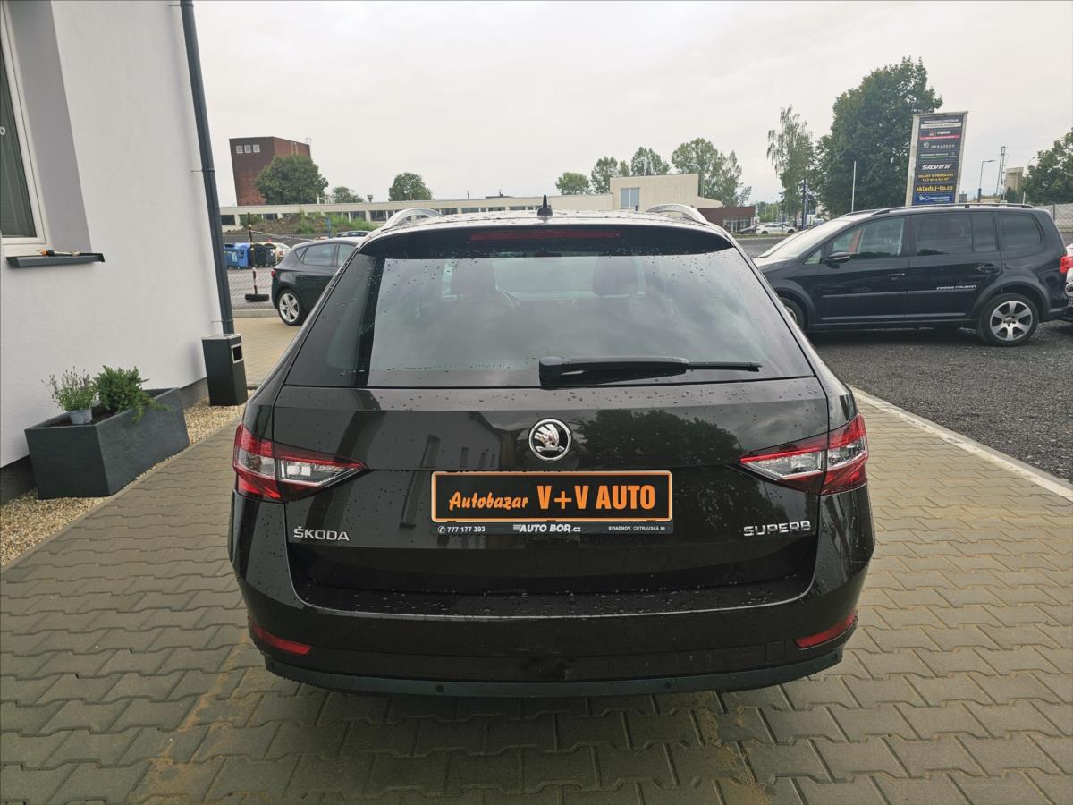 Škoda Superb