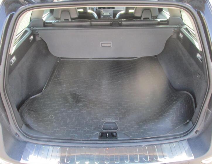 Volvo XC70 10