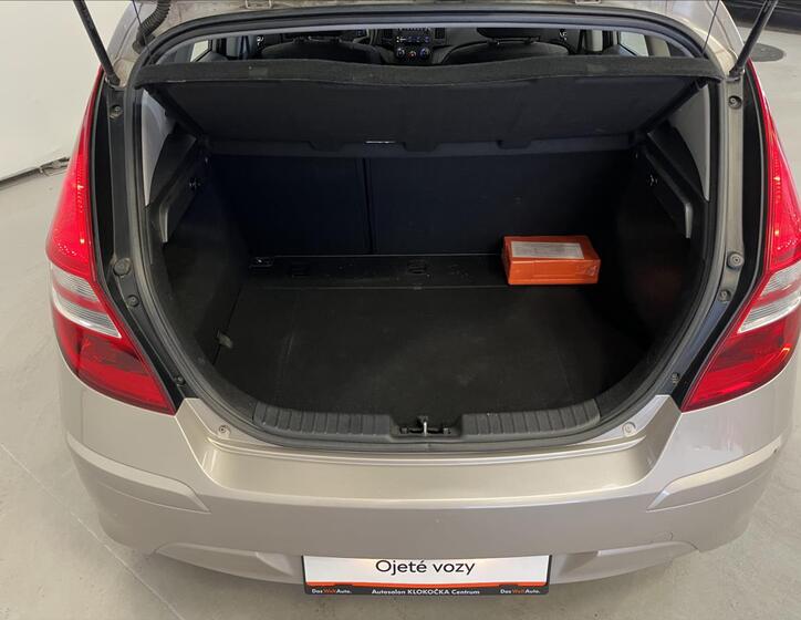 Hyundai i30 22