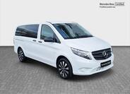 Mercedes-Benz Vito 7