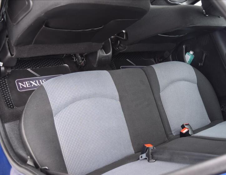 Peugeot 206 19