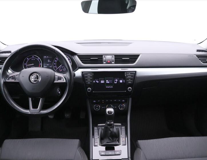 Škoda Superb 24