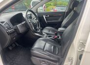 Chevrolet Captiva 10
